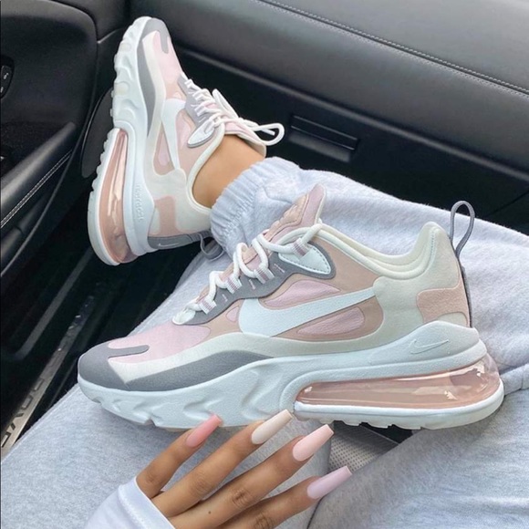 nike air max react plum chalk